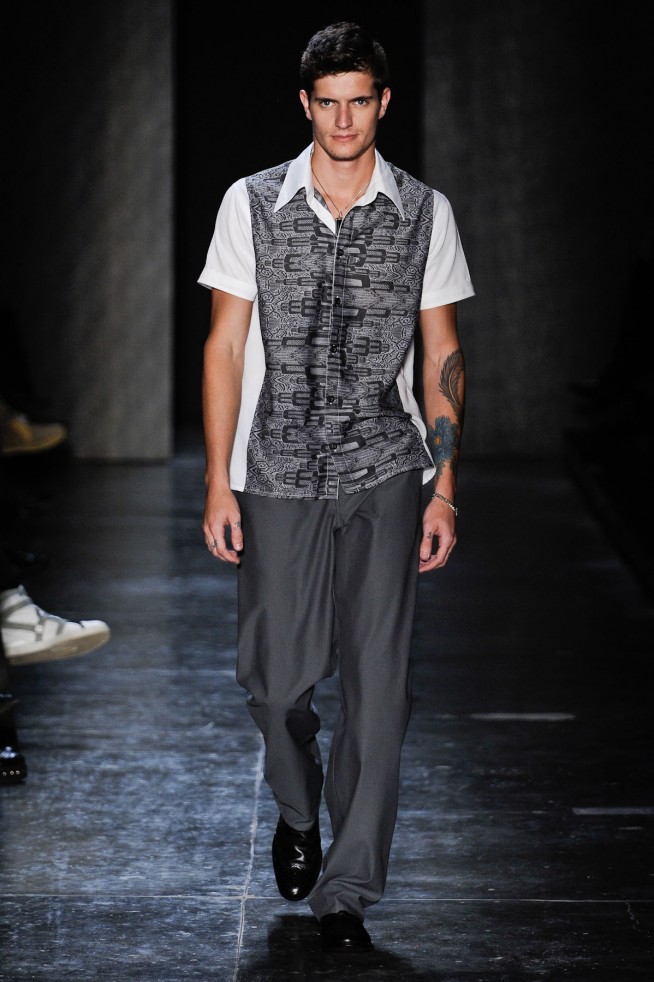 desfile-marioqueiroz-saopaulofashionweek2012-105