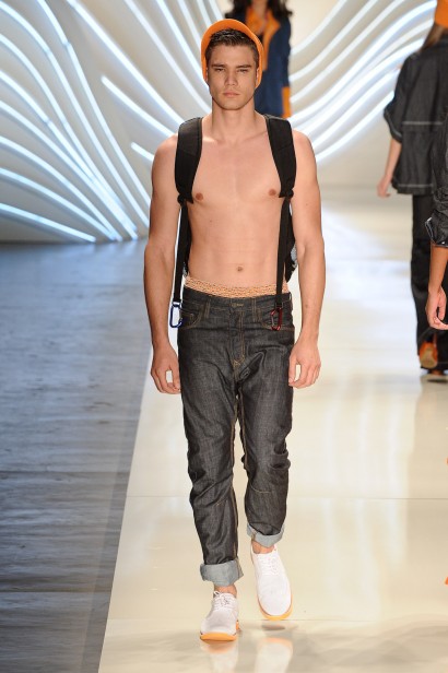 desfile-colcci-saopaulofashionweek2012-108