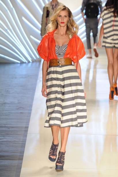 desfile-colcci-saopaulofashionweek2012-117