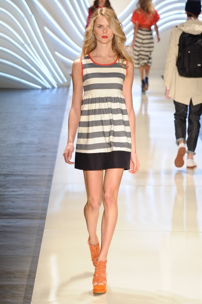 desfile-colcci-saopaulofashionweek2012-119