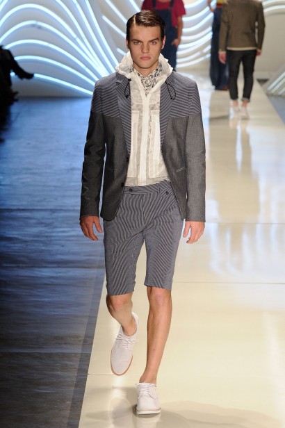 desfile-colcci-saopaulofashionweek2012-136