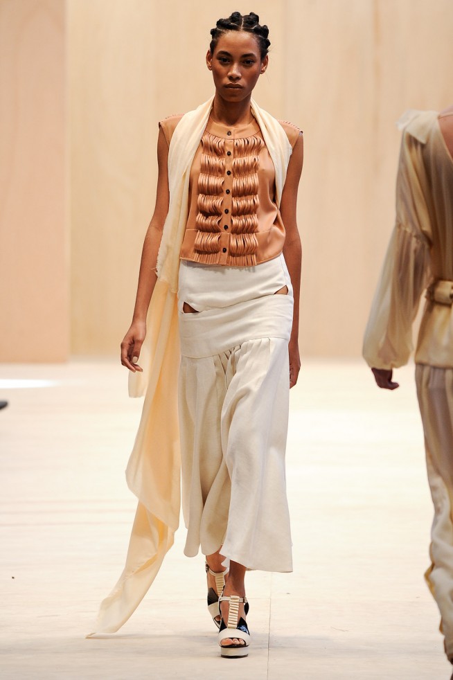 desfile-paularaia-saopaulofashionweek2012-105