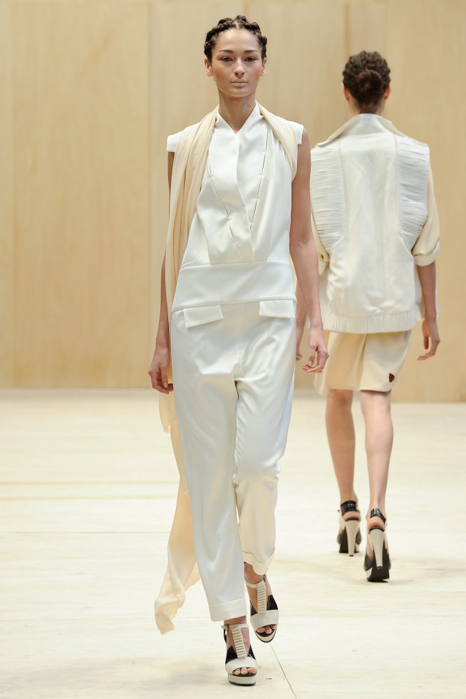 desfile-paularaia-saopaulofashionweek2012-137
