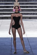 desfile-neon-spfwverao2012-05