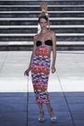 desfile-neon-spfwverao2012-16