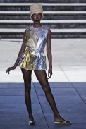 desfile-neon-spfwverao2012-22