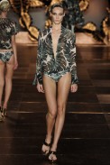 desfile-adrianadegreas-spfwverao2012-05