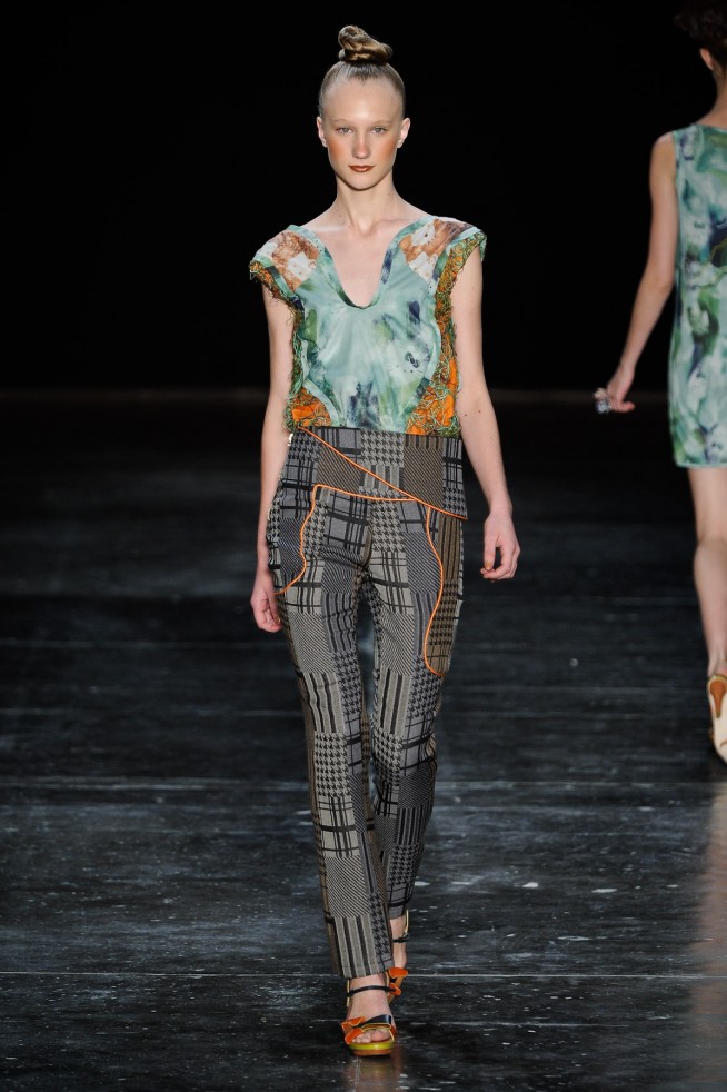 desfile-fernandayamamoto-spfwverao2012-111