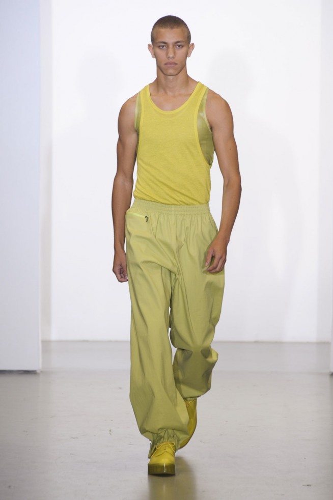 desfile-calviklein-milao-men-verao2012-109