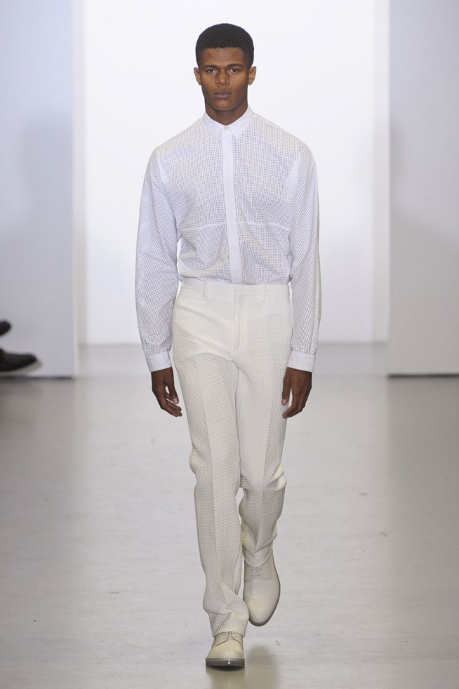 desfile-calviklein-milao-men-verao2012-122