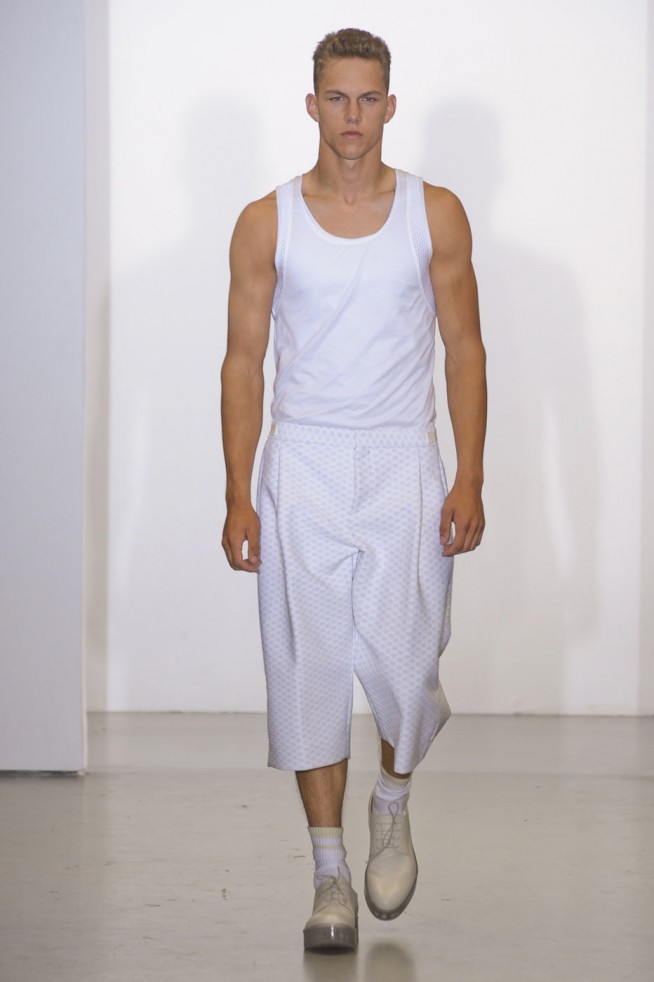desfile-calviklein-milao-men-verao2012-142