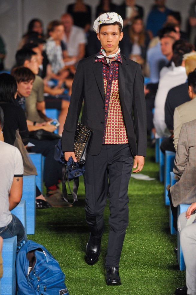 desfile-prada-milao-men-verao2012-138