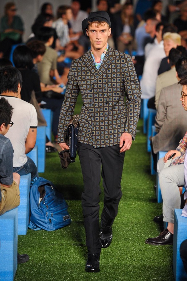 desfile-prada-milao-men-verao2012-139