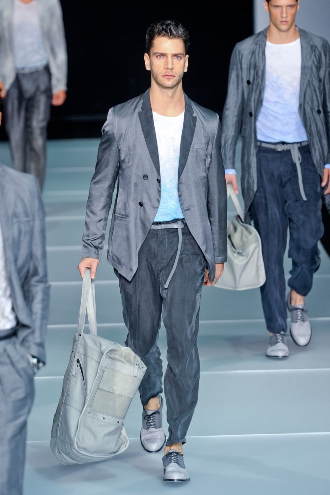 desfile-emporioarmani-milao-men-verao2012-127