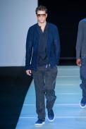 desfile-emporioarmani-milao-men-verao2012-147