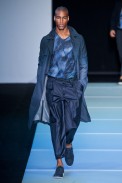 desfile-emporioarmani-milao-men-verao2012-160