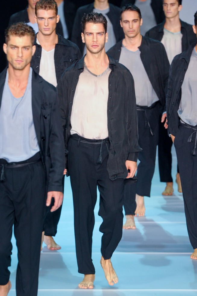 desfile-emporioarmani-milao-men-verao2012-164
