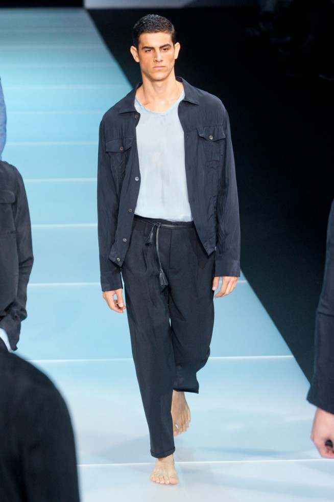 desfile-emporioarmani-milao-men-verao2012-166