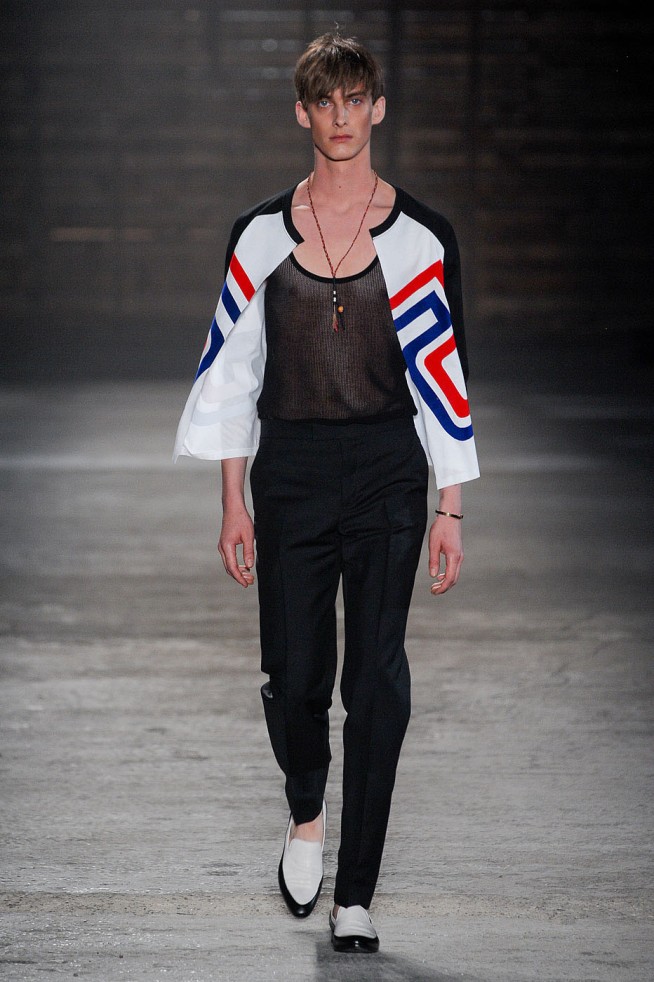 desfile-mcqueen-milao-men-verao2012-106