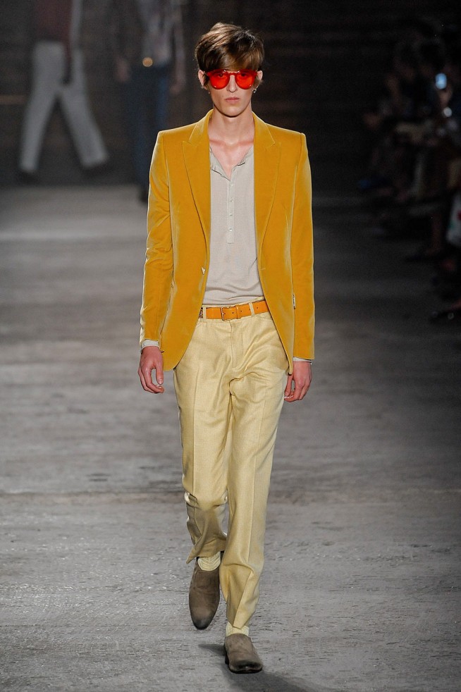 desfile-mcqueen-milao-men-verao2012-112