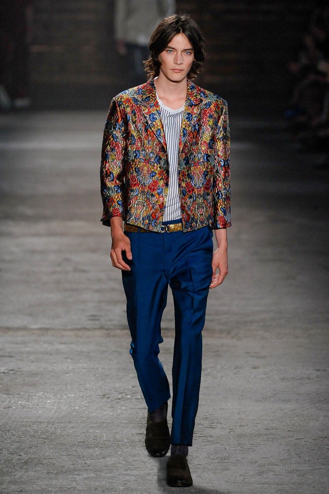 desfile-mcqueen-milao-men-verao2012-113