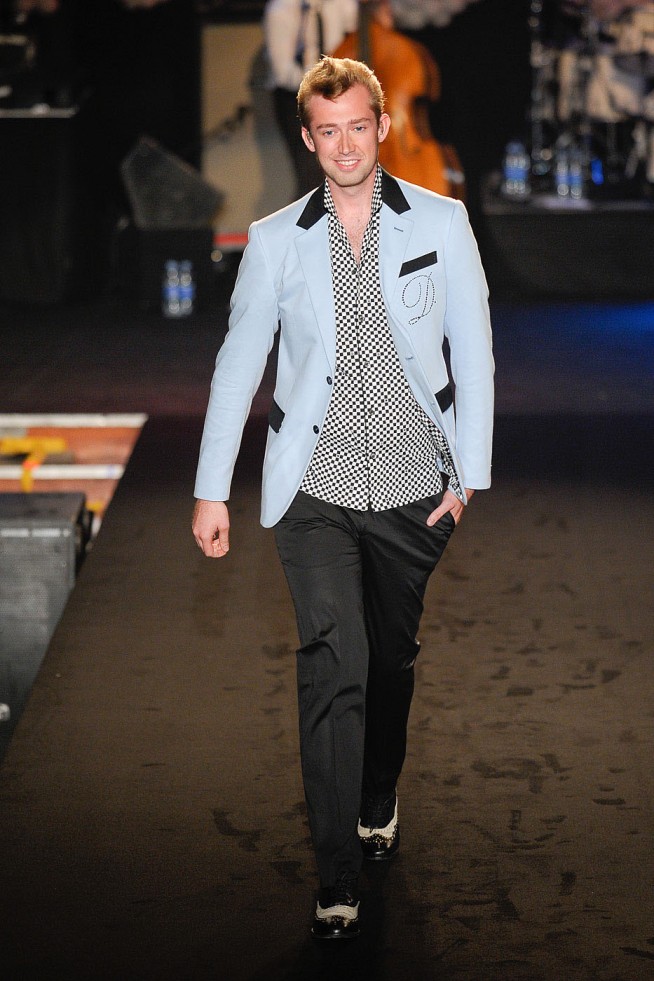 desfile-moschino-milao-men-verao2012-100