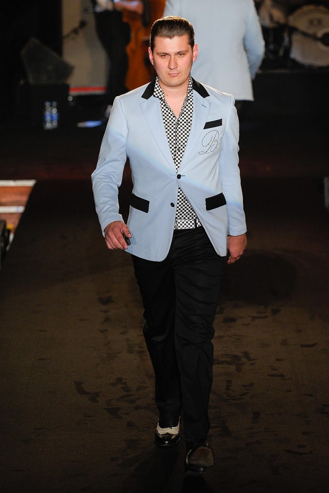 desfile-moschino-milao-men-verao2012-102