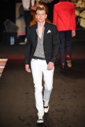 desfile-moschino-milao-men-verao2012-110