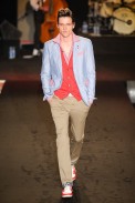 desfile-moschino-milao-men-verao2012-116