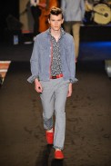 desfile-moschino-milao-men-verao2012-117