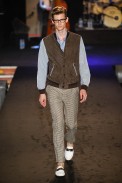 desfile-moschino-milao-men-verao2012-119