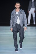desfile-giorgioarmani-milao-men-verao2012-153