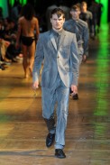 desfile-mugler-paris-men-verao2012-09