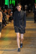 desfile-mugler-paris-men-verao2012-17