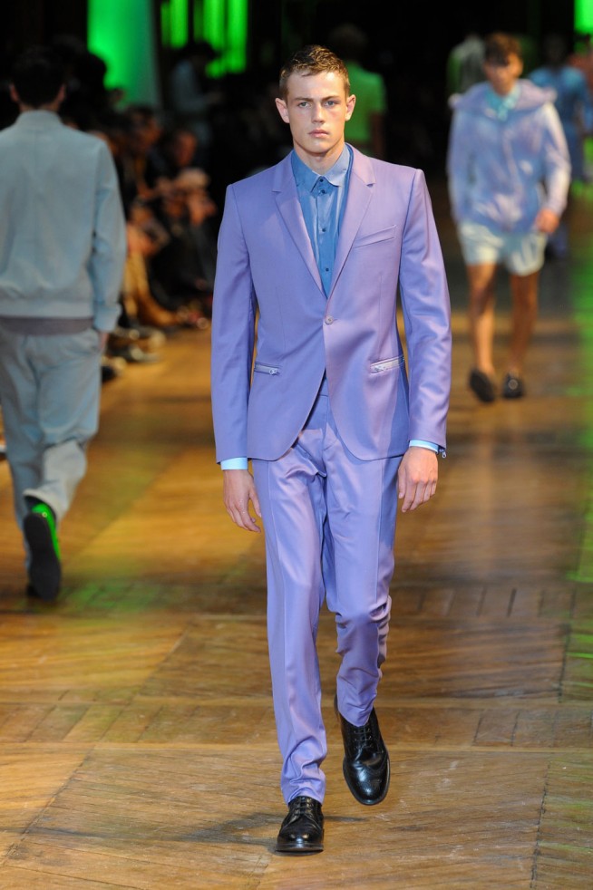 desfile-mugler-paris-men-verao2012-37