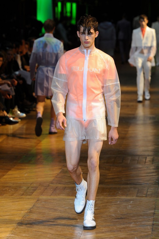 desfile-mugler-paris-men-verao2012-40