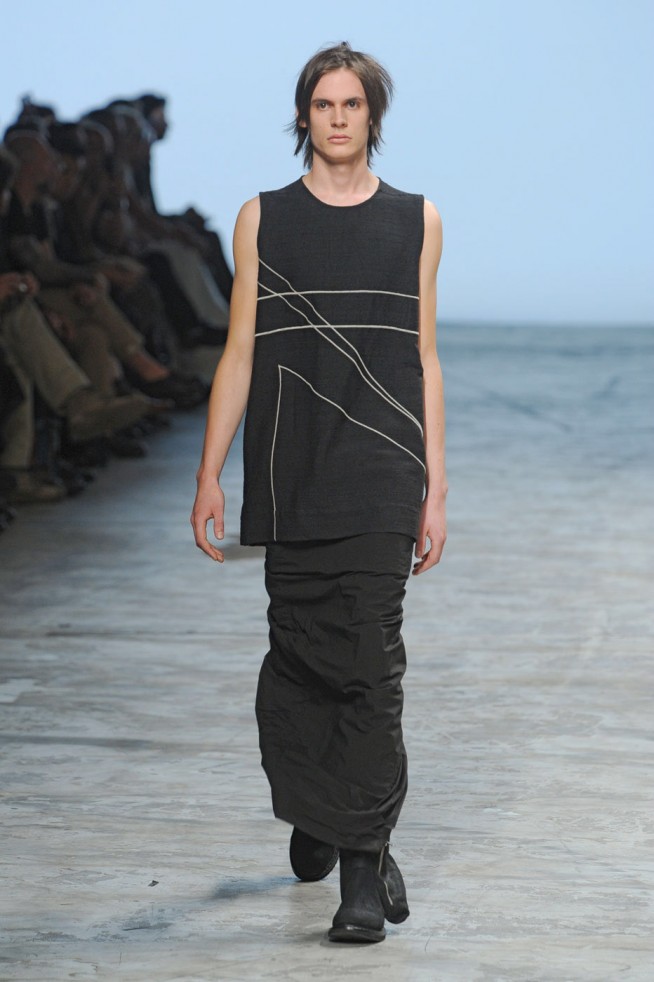 desfile-rickowens-paris-men-verao2012-110
