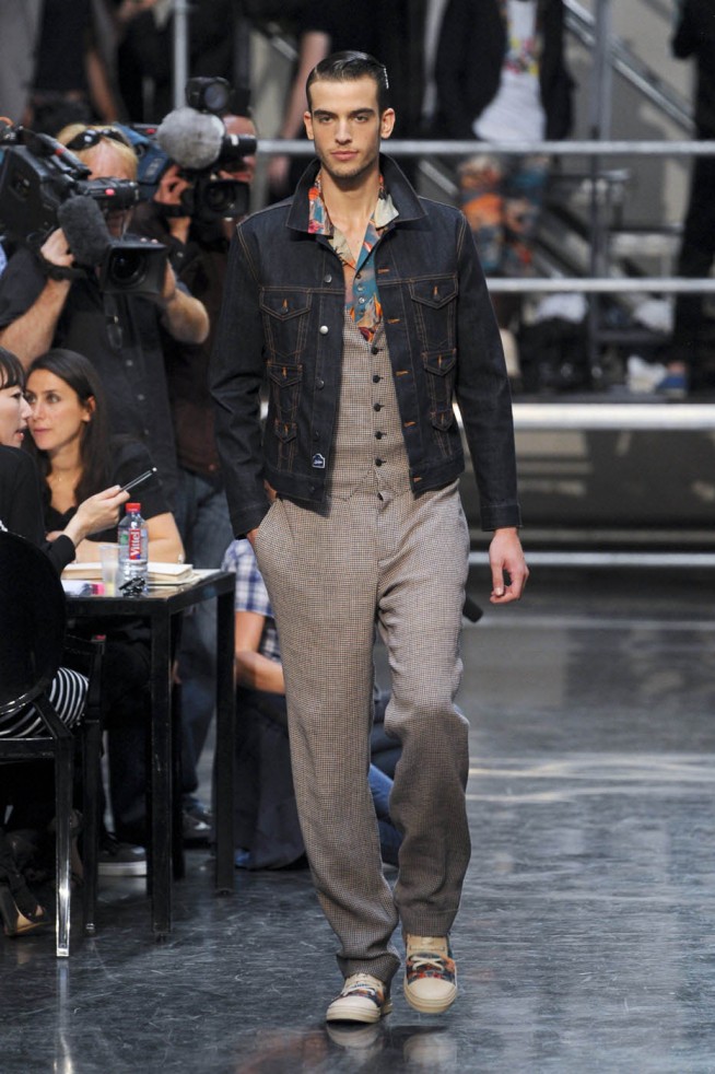 desfile-jpgauliter-paris-men-verao2012-101
