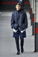 desfile-driesvannoten-paris-men-verao2012-100