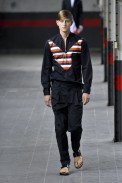 desfile-driesvannoten-paris-men-verao2012-111