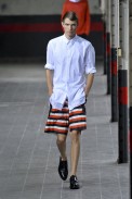 desfile-driesvannoten-paris-men-verao2012-113