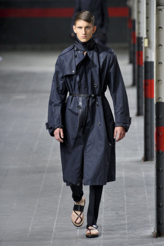 desfile-driesvannoten-paris-men-verao2012-132