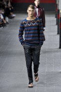 desfile-driesvannoten-paris-men-verao2012-138