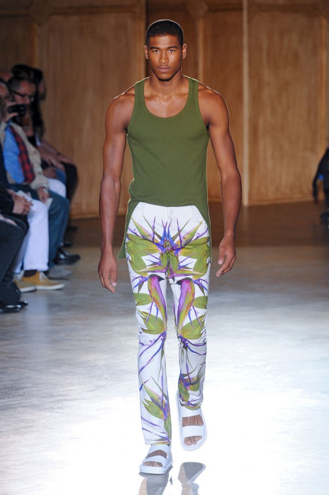 desfile-givenchy-paris-men-verao2012-105