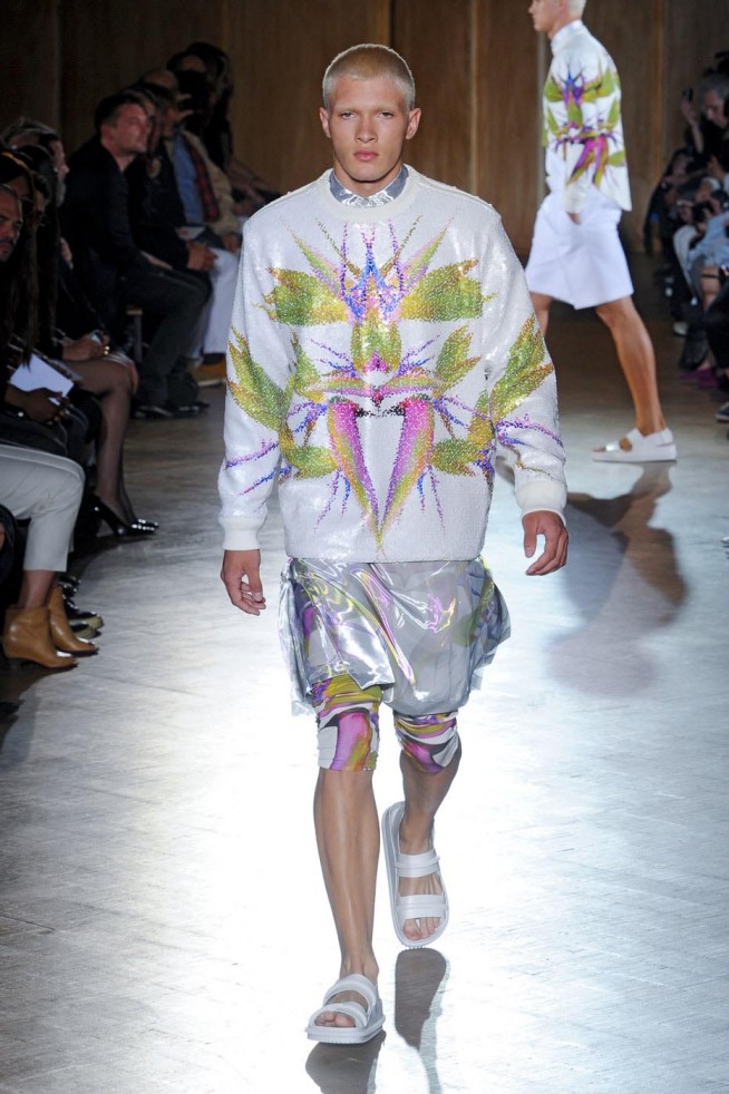 desfile-givenchy-paris-men-verao2012-109
