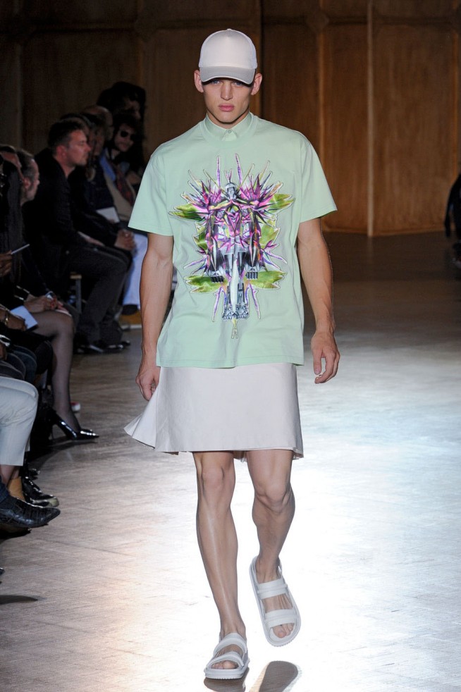 desfile-givenchy-paris-men-verao2012-134
