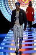 desfile-jgalliano-paris-men-verao2012-101