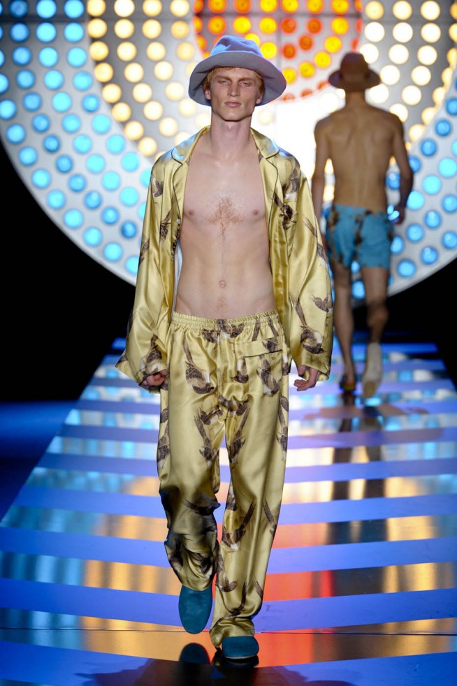 desfile-jgalliano-paris-men-verao2012-124