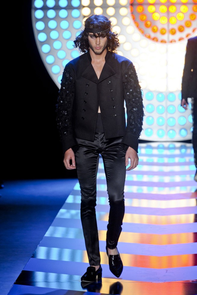 desfile-jgalliano-paris-men-verao2012-128