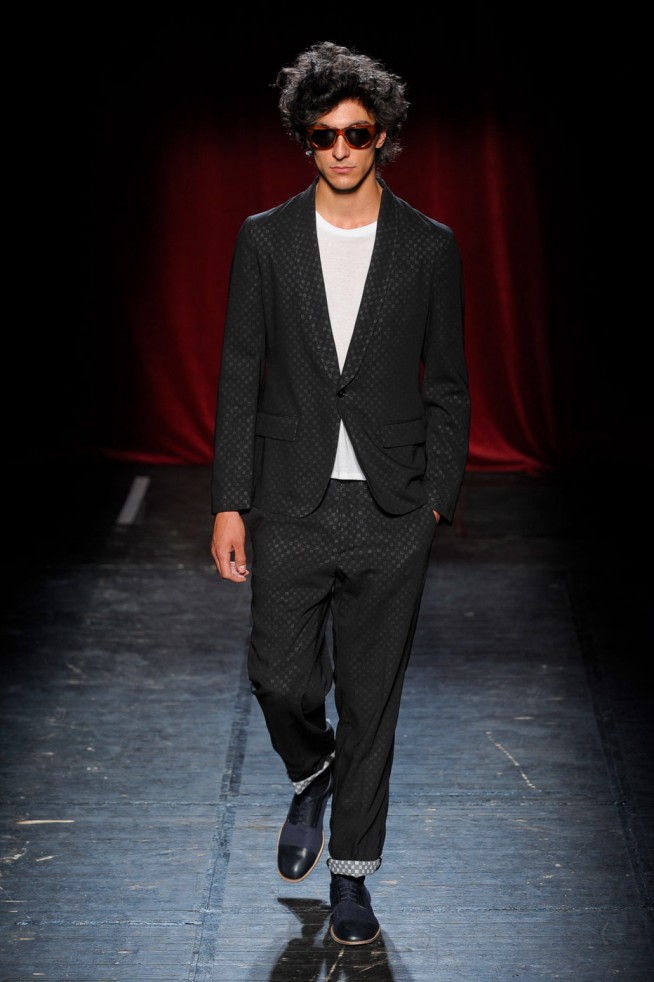 desfile-margiela-paris-men-verao2012-100
